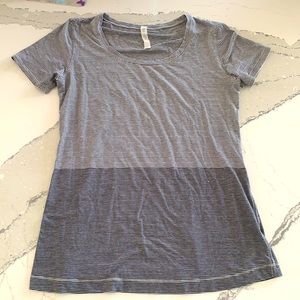 Lululemon black / grey / white striped t-shirt, size 8